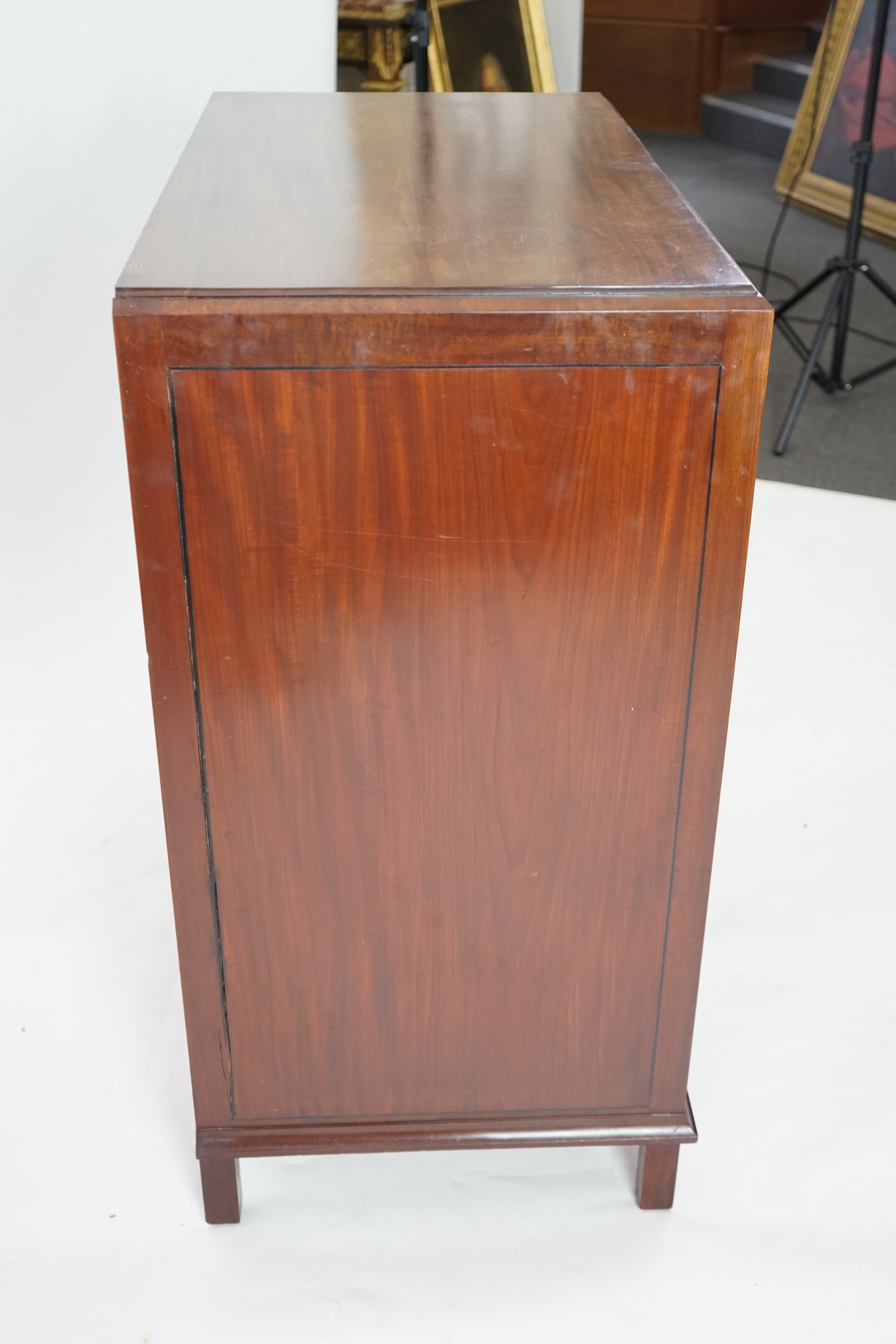 Gordon Russell, Russell Workshops, Broadway, Worcs. A 1920's mahogany and cedar chest